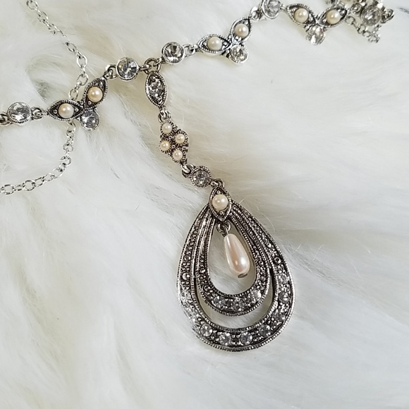 Silver and pearl necklace - Picture 3 of 3